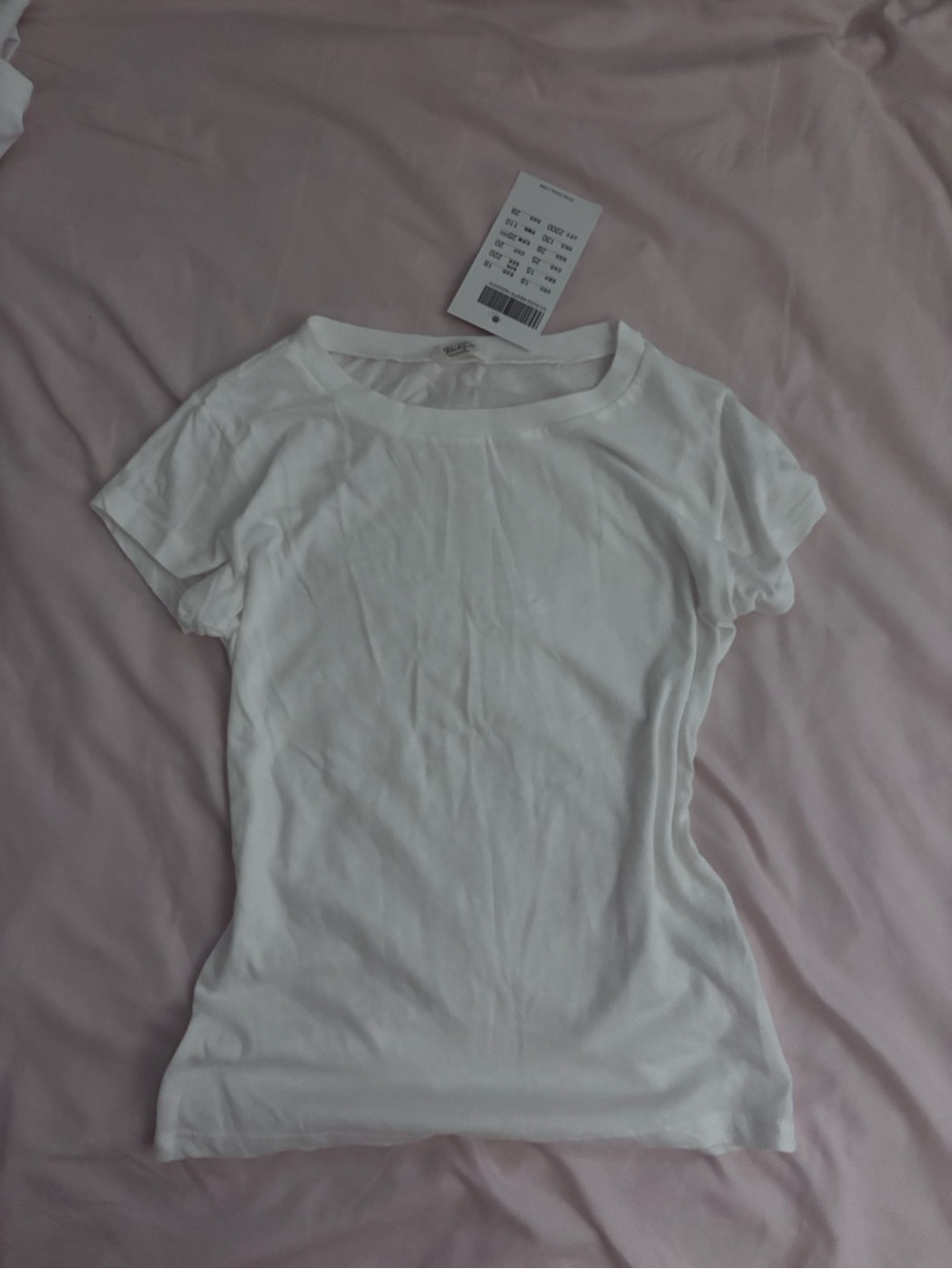 BNWT Brandy Melville White Short Sleeve Crewneck Tee